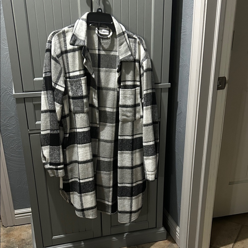 Plaid Utility Jacket - Black and White